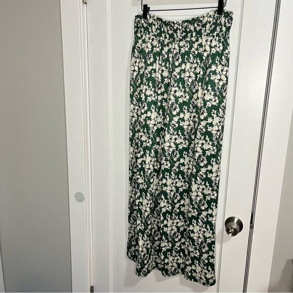 Hutch Pants - Hutch Anthropologie Wide Leg White and Green Floral Pull On Pants